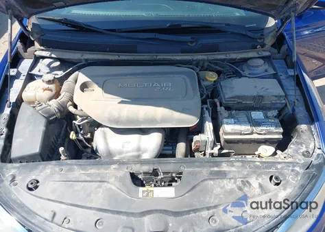 2015 Chrysler 200 Limited из США, поврежденный, VIN 1C3CCCAB5FN681309